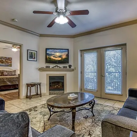 5306 - Mountain View Pigeon Forge Condo!